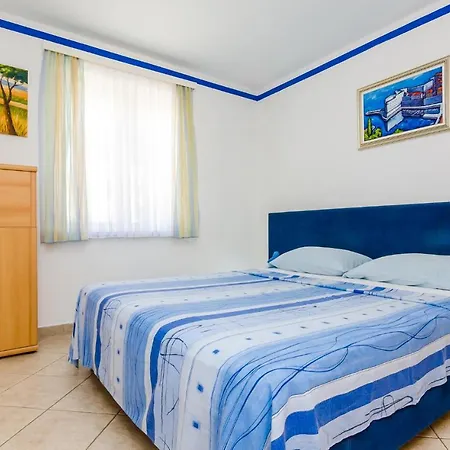 Apartamento Two-bedroom In *